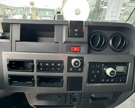 Белый Рено Range T, объемом двигателя 11 л и пробегом 800 тыс. км за 17999 $, фото 26 на Automoto.ua