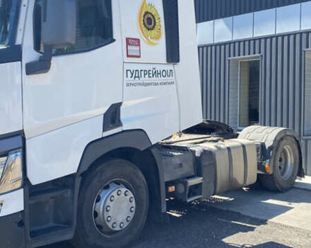 Білий Рено Range T, об'ємом двигуна 10.84 л та пробігом 503 тис. км за 30000 $, фото 1 на Automoto.ua