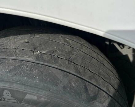 Белый Рено Range T, объемом двигателя 12.9 л и пробегом 965 тыс. км за 24500 $, фото 27 на Automoto.ua