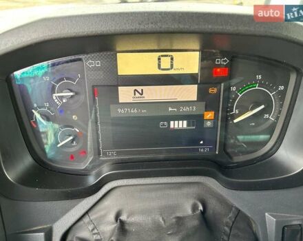 Белый Рено Range T, объемом двигателя 12.9 л и пробегом 965 тыс. км за 24500 $, фото 12 на Automoto.ua