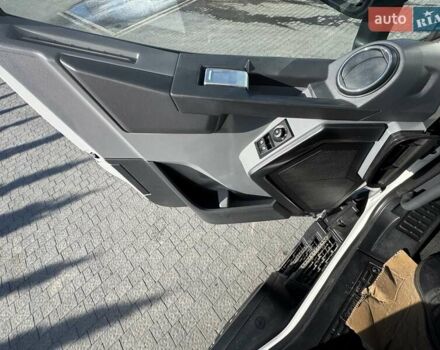 Білий Рено Range T, об'ємом двигуна 12.9 л та пробігом 910 тис. км за 25000 $, фото 47 на Automoto.ua
