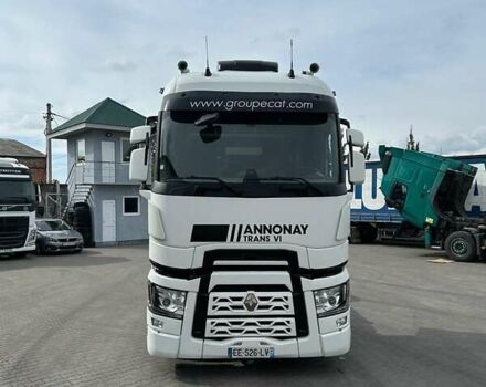 Белый Рено Range T, объемом двигателя 12.9 л и пробегом 965 тыс. км за 24500 $, фото 2 на Automoto.ua