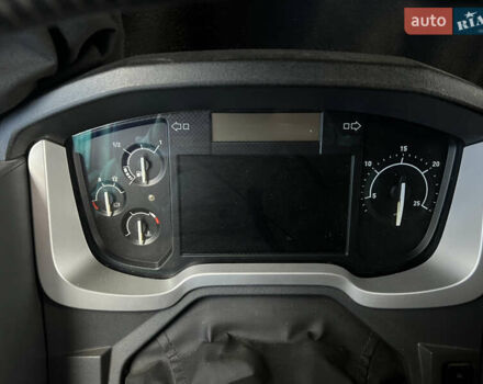 Білий Рено Range T, об'ємом двигуна 12.8 л та пробігом 470 тис. км за 43500 $, фото 10 на Automoto.ua