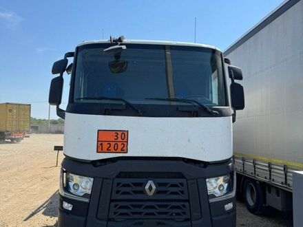 Белый Рено Range T, объемом двигателя 10.8 л и пробегом 900 тыс. км за 49900 $, фото 1 на Automoto.ua