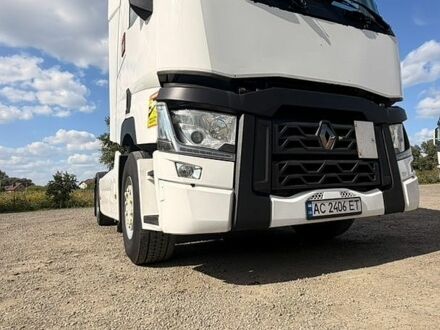 Белый Рено Range T, объемом двигателя 10.84 л и пробегом 323 тыс. км за 16500 $, фото 1 на Automoto.ua