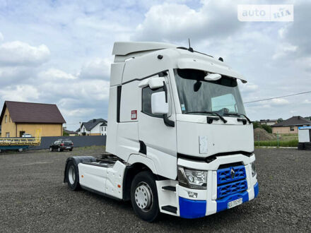 Белый Рено Range T, объемом двигателя 10.8 л и пробегом 695 тыс. км за 28900 $, фото 1 на Automoto.ua