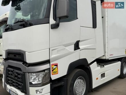 Белый Рено Range T, объемом двигателя 0 л и пробегом 904 тыс. км за 37000 $, фото 1 на Automoto.ua