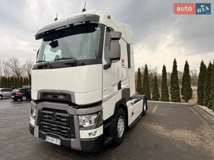 Белый Рено Range T, объемом двигателя 12.9 л и пробегом 630 тыс. км за 35900 $, фото 1 на Automoto.ua