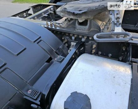 Черный Рено Range T, объемом двигателя 12.9 л и пробегом 749 тыс. км за 34900 $, фото 21 на Automoto.ua