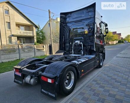Черный Рено Range T, объемом двигателя 12.9 л и пробегом 749 тыс. км за 34900 $, фото 6 на Automoto.ua