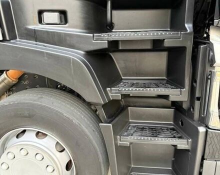 Рено Range T 2017 в Дубно на Automoto.ua Черный Рено Range T, объемом двигателя 12.9 л и пробегом 700 тыс. км за 34999 $, фото 148 на Automoto.ua