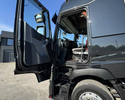 Черный Рено Range T, объемом двигателя 10.8 л и пробегом 657 тыс. км за 32193 $, фото 35 на Automoto.ua