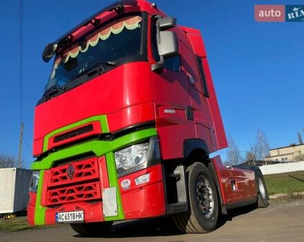 Красный Рено Range T, объемом двигателя 12.78 л и пробегом 300 тыс. км за 19800 $, фото 10 на Automoto.ua