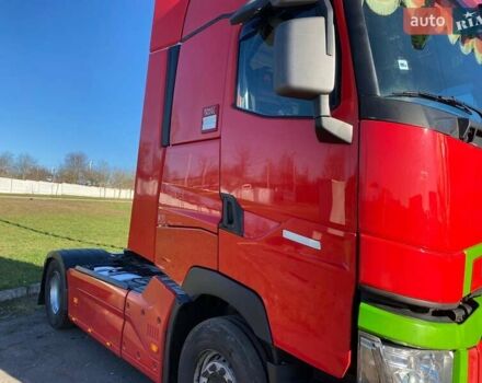 Красный Рено Range T, объемом двигателя 12.78 л и пробегом 300 тыс. км за 19800 $, фото 8 на Automoto.ua