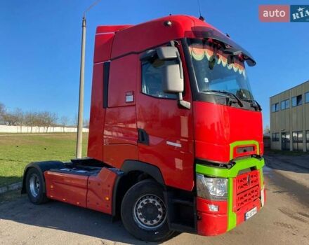 Красный Рено Range T, объемом двигателя 12.78 л и пробегом 300 тыс. км за 19800 $, фото 4 на Automoto.ua