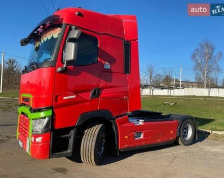 Красный Рено Range T, объемом двигателя 12.78 л и пробегом 300 тыс. км за 19800 $, фото 5 на Automoto.ua