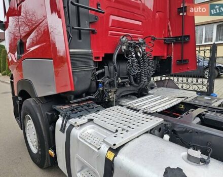 Красный Рено Range T, объемом двигателя 13 л и пробегом 900 тыс. км за 31500 $, фото 21 на Automoto.ua