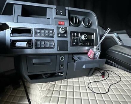 Рено Range T 2017 в Тернополе на Automoto.ua Красный Рено Range T, объемом двигателя 10.8 л и пробегом 810 тыс. км за 21500 $, фото 11 на Automoto.ua