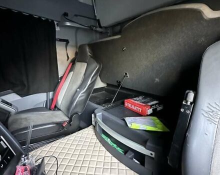 Рено Range T 2017 в Тернополе на Automoto.ua Красный Рено Range T, объемом двигателя 10.8 л и пробегом 810 тыс. км за 21500 $, фото 10 на Automoto.ua