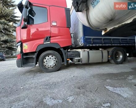 Рено Range T 2017 в Тернополе на Automoto.ua Красный Рено Range T, объемом двигателя 10.8 л и пробегом 810 тыс. км за 21500 $, фото 6 на Automoto.ua