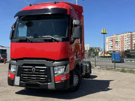 Рено Range T 2016 у Александрие на Automoto.ua Червоний Рено Range T, об'ємом двигуна 10.84 л та пробігом 579 тис. км за 23000 $, фото 1 на Automoto.ua