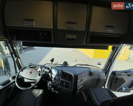 Рено Range T, объемом двигателя 12.9 л и пробегом 760 тыс. км за 29950 $, фото 36 на Automoto.ua