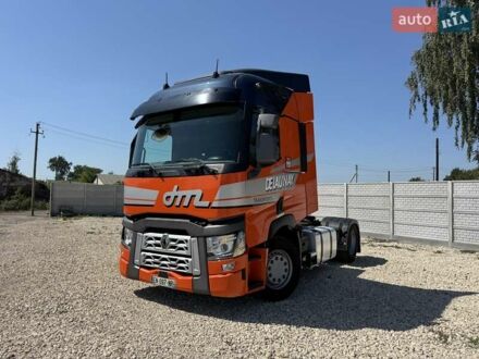 Рено Range T 2017 у Радивилове на Automoto.ua Помаранчевий Рено Range T, об'ємом двигуна 0 л та пробігом 722 тис. км за 23700 $, фото 1 на Automoto.ua