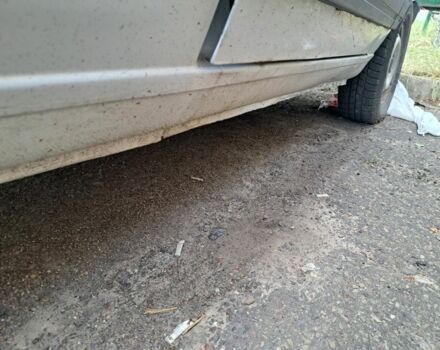 Белый Рено Рапид, объемом двигателя 0 л и пробегом 143 тыс. км за 1178 $, фото 2 на Automoto.ua