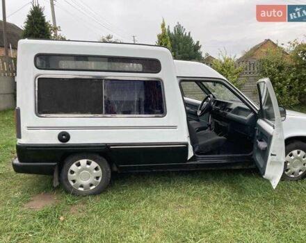 Белый Рено Рапид, объемом двигателя 1.9 л и пробегом 320 тыс. км за 1300 $, фото 7 на Automoto.ua