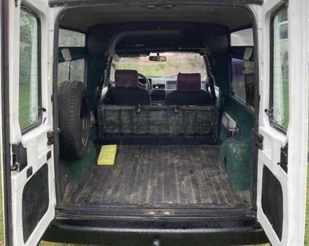 Белый Рено Рапид, объемом двигателя 1.9 л и пробегом 320 тыс. км за 1300 $, фото 15 на Automoto.ua