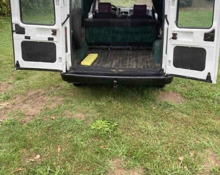 Белый Рено Рапид, объемом двигателя 1.9 л и пробегом 320 тыс. км за 1300 $, фото 19 на Automoto.ua