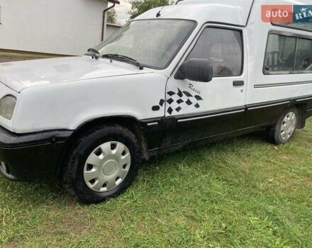 Белый Рено Рапид, объемом двигателя 1.9 л и пробегом 320 тыс. км за 1300 $, фото 4 на Automoto.ua