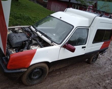 Белый Рено Рапид, объемом двигателя 0 л и пробегом 200 тыс. км за 800 $, фото 2 на Automoto.ua