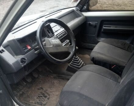 Белый Рено Рапид, объемом двигателя 1.6 л и пробегом 10 тыс. км за 800 $, фото 2 на Automoto.ua