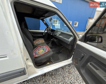 Белый Рено Рапид, объемом двигателя 1.6 л и пробегом 300 тыс. км за 999 $, фото 13 на Automoto.ua