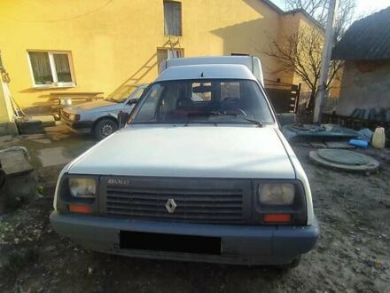 Рено Рапід 1994 у Тернополі на Automoto.ua Білий Рено Рапід, об'ємом двигуна 1.1 л та пробігом 150 тис. км за 912 $, фото 1 на Automoto.ua
