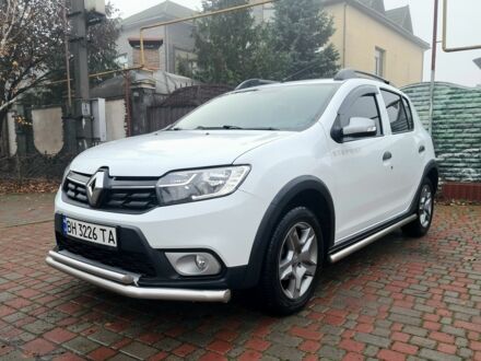 Білий Рено Родео, об'ємом двигуна 0.9 л та пробігом 125 тис. км за 8300 $, фото 1 на Automoto.ua