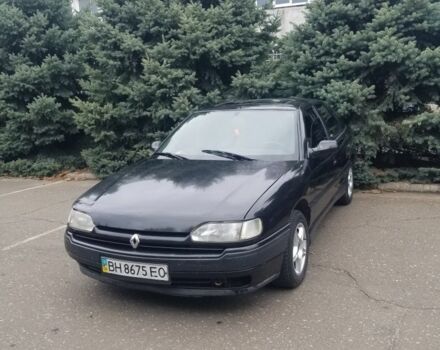 Черный Рено Сафран, объемом двигателя 1.8 л и пробегом 250 тыс. км за 1600 $, фото 1 на Automoto.ua