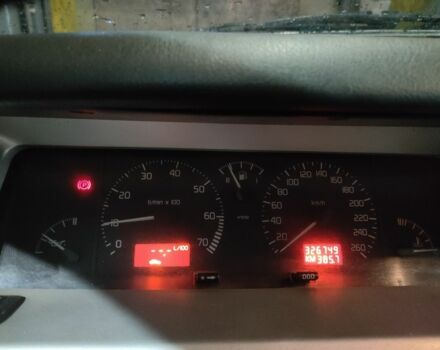 Червоний Рено Сафран, об'ємом двигуна 2.2 л та пробігом 300 тис. км за 1450 $, фото 6 на Automoto.ua