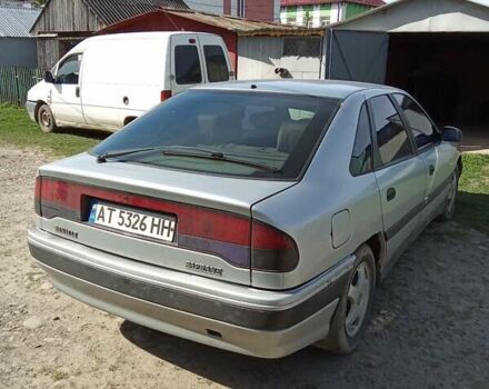 Серый Рено Сафран, объемом двигателя 2.5 л и пробегом 323 тыс. км за 800 $, фото 4 на Automoto.ua