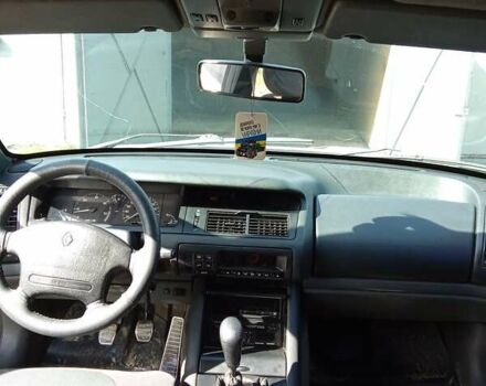 Серый Рено Сафран, объемом двигателя 2.5 л и пробегом 323 тыс. км за 800 $, фото 3 на Automoto.ua