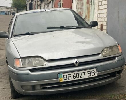 Серый Рено Сафран, объемом двигателя 3 л и пробегом 250 тыс. км за 599 $, фото 1 на Automoto.ua