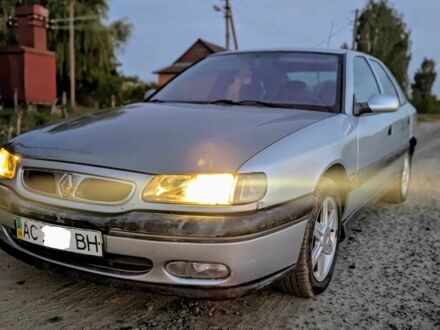 Серый Рено Сафран, объемом двигателя 2 л и пробегом 320 тыс. км за 2399 $, фото 1 на Automoto.ua