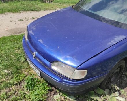 Синий Рено Сафран, объемом двигателя 2.2 л и пробегом 200 тыс. км за 600 $, фото 1 на Automoto.ua