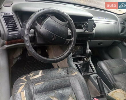 Зелений Рено Сафран, об'ємом двигуна 2 л та пробігом 369 тис. км за 1600 $, фото 9 на Automoto.ua