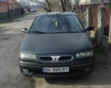 Рено Сафран 1993 в Дубно на Automoto.ua Зеленый Рено Сафран, объемом двигателя 1.9 л и пробегом 350 тыс. км за 1800 $, фото 1 на Automoto.ua