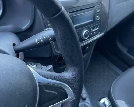 Белый Рено Сандеро СтэпВэй, объемом двигателя 0.9 л и пробегом 95 тыс. км за 8999 $, фото 41 на Automoto.ua