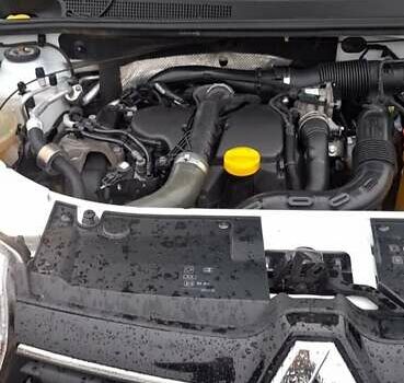 Белый Рено Сандеро СтэпВэй, объемом двигателя 1.46 л и пробегом 136 тыс. км за 9950 $, фото 58 на Automoto.ua