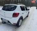 Белый Рено Сандеро СтэпВэй, объемом двигателя 1.46 л и пробегом 280 тыс. км за 11000 $, фото 15 на Automoto.ua