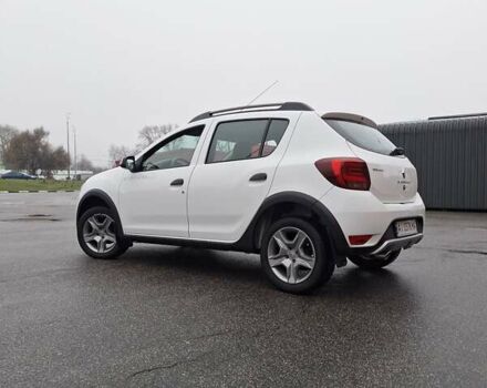 Белый Рено Сандеро СтэпВэй, объемом двигателя 1.46 л и пробегом 136 тыс. км за 9950 $, фото 20 на Automoto.ua